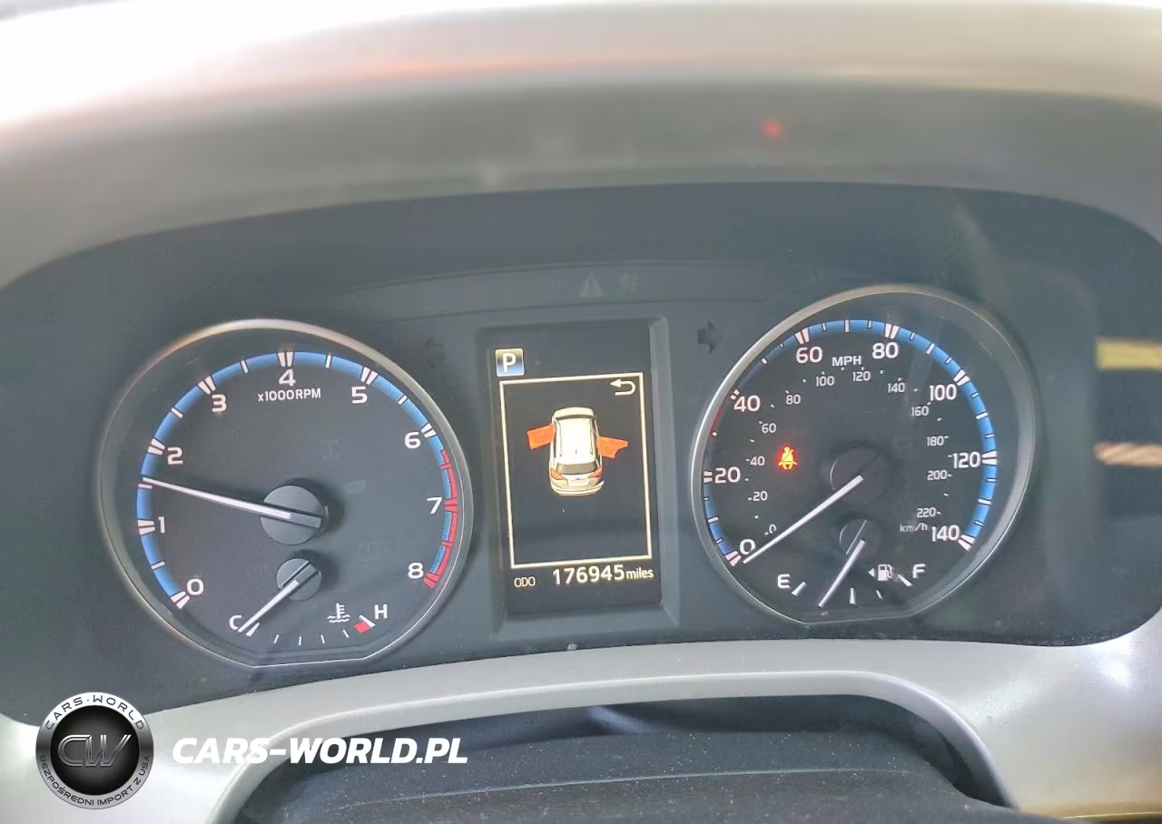 2018 Toyota Rav4 Le VIN:2T3ZFREV9JW475044 - 9