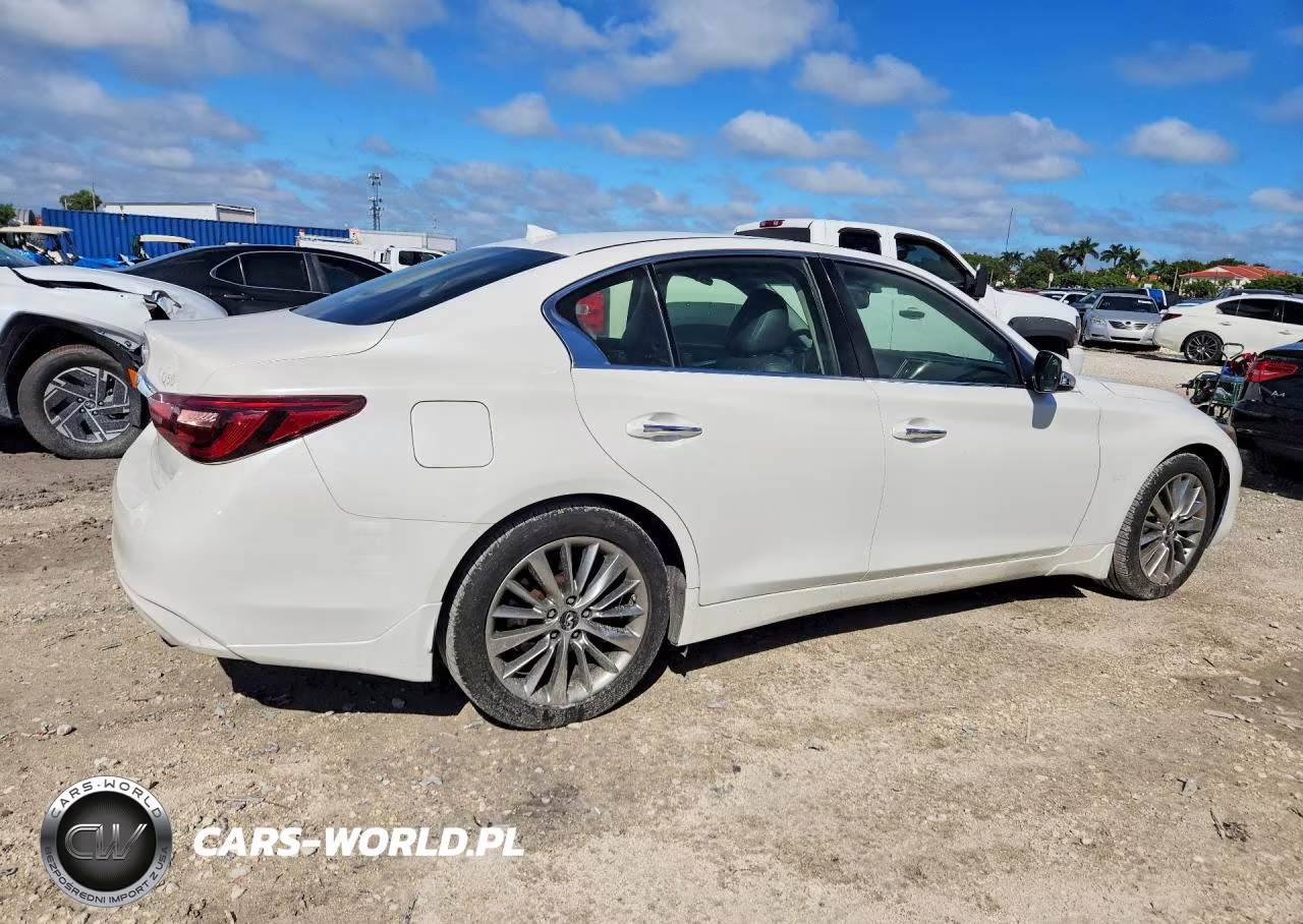 2018 Infiniti Q50 3.0T Luxe VIN:JN1EV7AP3JM365569 - 3