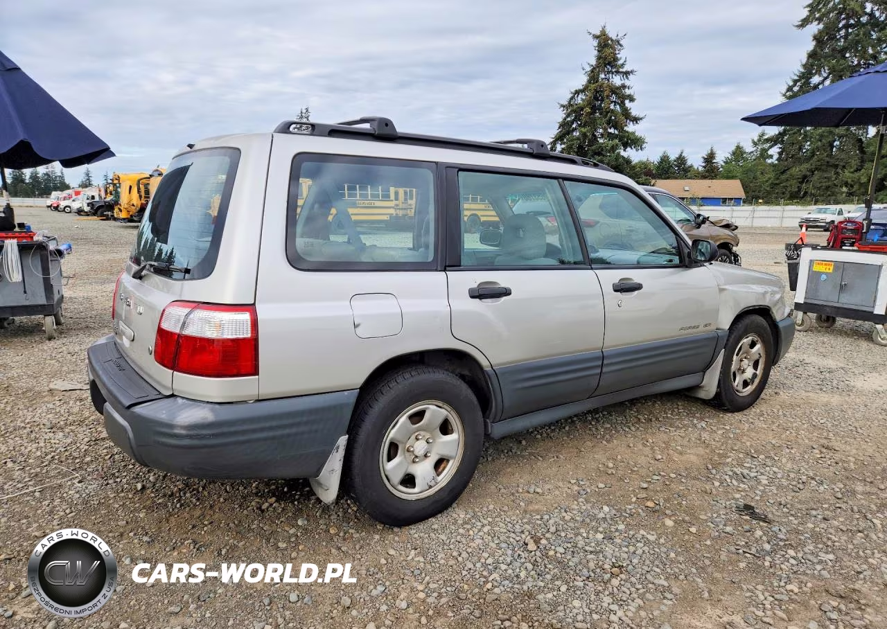 2001 Subaru Forester L VIN:JF1SF63531H707961 - 3