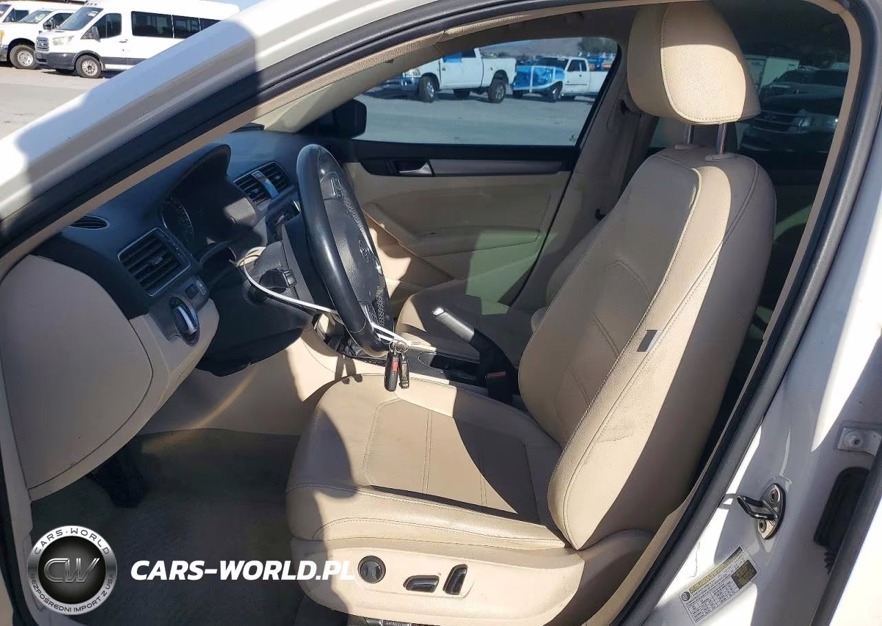 2014 Volkswagen Passat Se VIN:1VWBN7A33EC073345 - 7