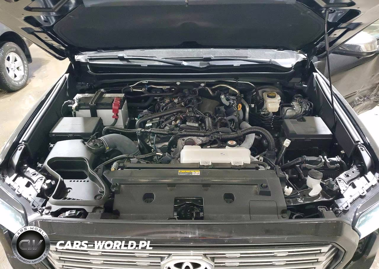 2025 Toyota Tacoma Limited VIN:3TYLB5JN6ST093710 - 11