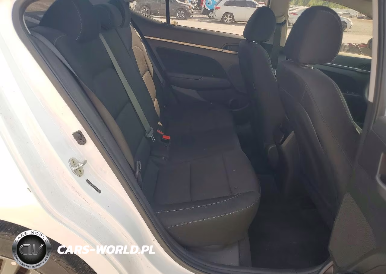 2018 Hyundai Elantra Sel VIN:5NPD84LF4JH258642 - 10