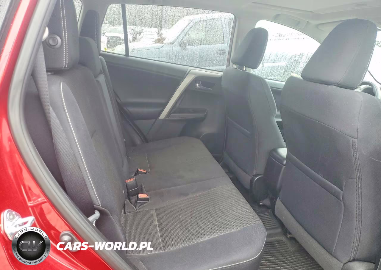 2018 Toyota Rav4 Xle VIN:2T3RFREV0JW823264 - 11