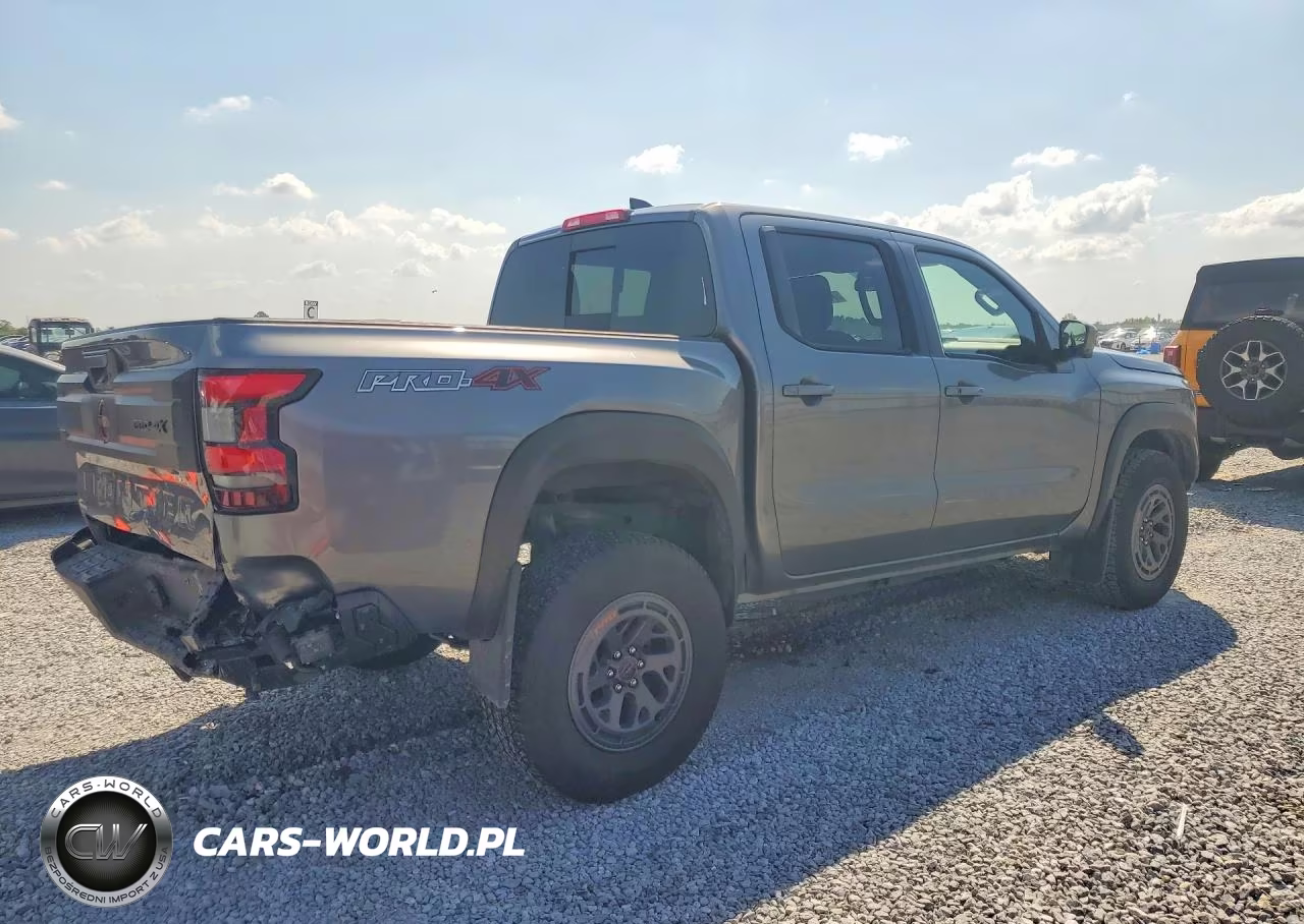 2025 Nissan Frontier Pro-4X VIN:1N6ED1EK5SN658233 - 3