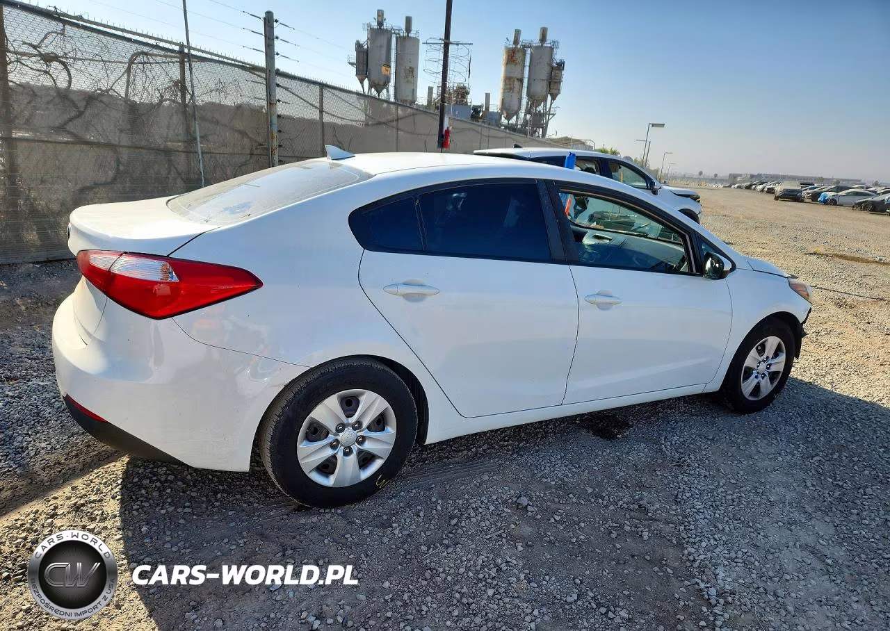 2016 Kia Forte Lx VIN:KNAFK4A61G5617352 - 3
