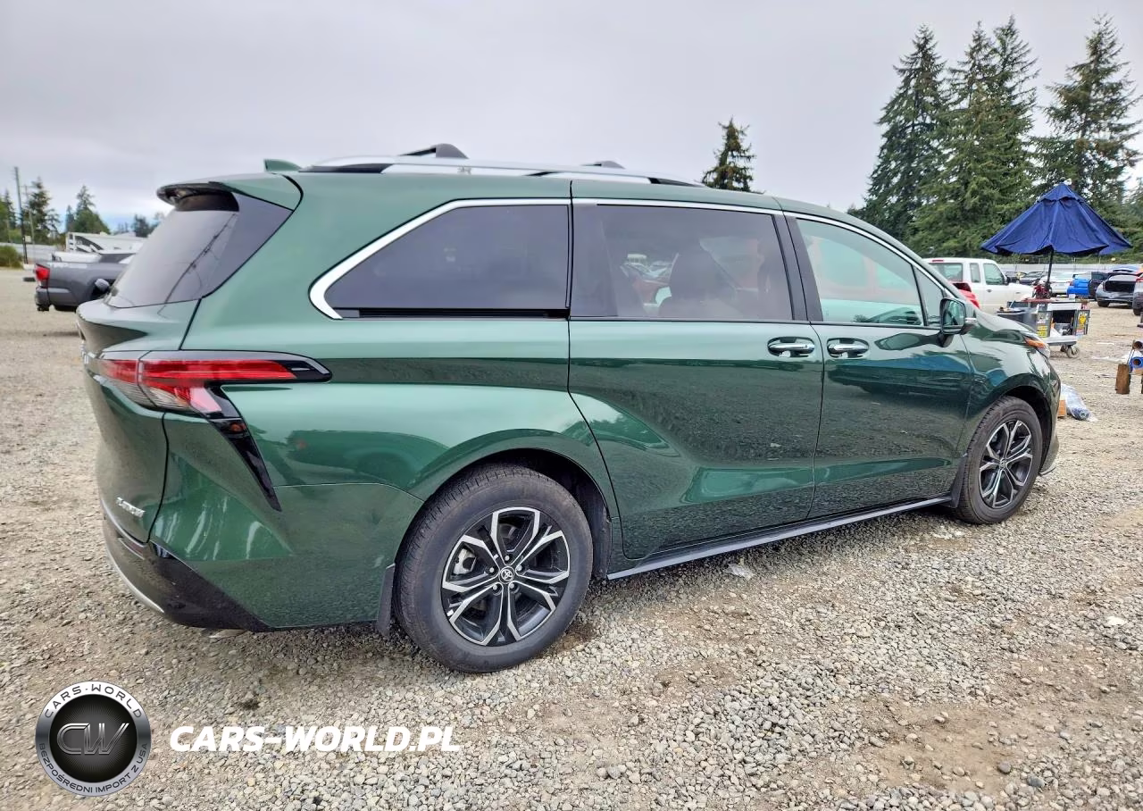 2025 Toyota Sienna Platinum 7-Passenger VIN:5TDESKFC3SS222805 - 3