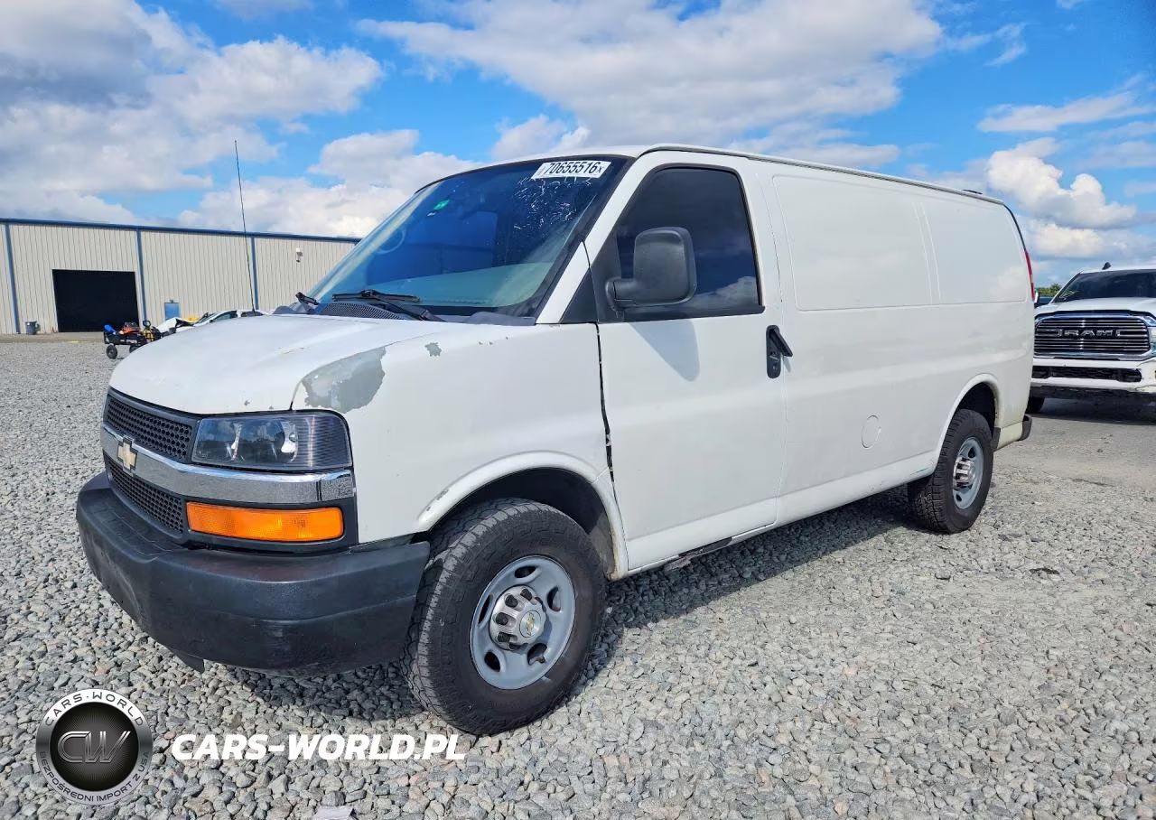 2012 Chevrolet Express G2500 VIN:1GCWGFCA6C1194836 - 1