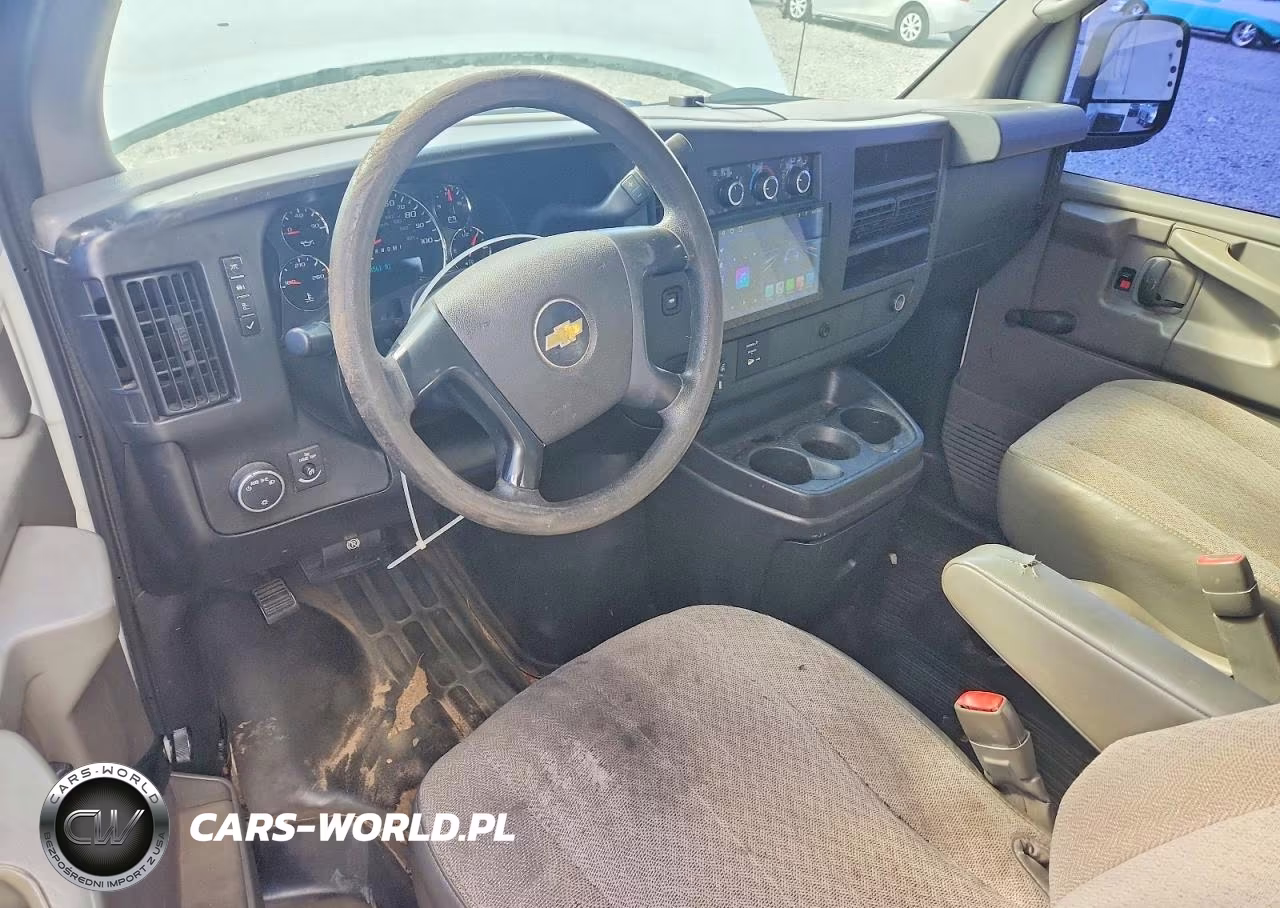 2012 Chevrolet Express G2500 VIN:1GCWGFCA6C1194836 - 8