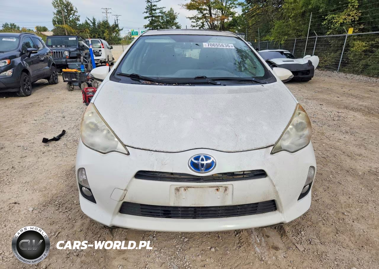 2012 Toyota Prius C Four VIN:JTDKDTB39C1000941 - 5