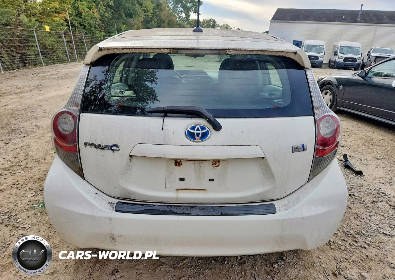 2012 Toyota Prius C Four VIN:JTDKDTB39C1000941 - 6