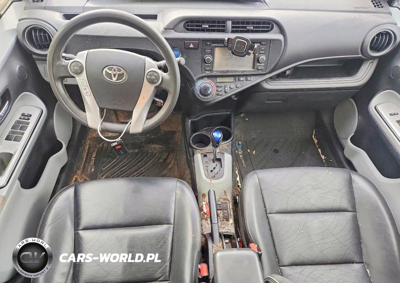 2012 Toyota Prius C Four VIN:JTDKDTB39C1000941 - 8