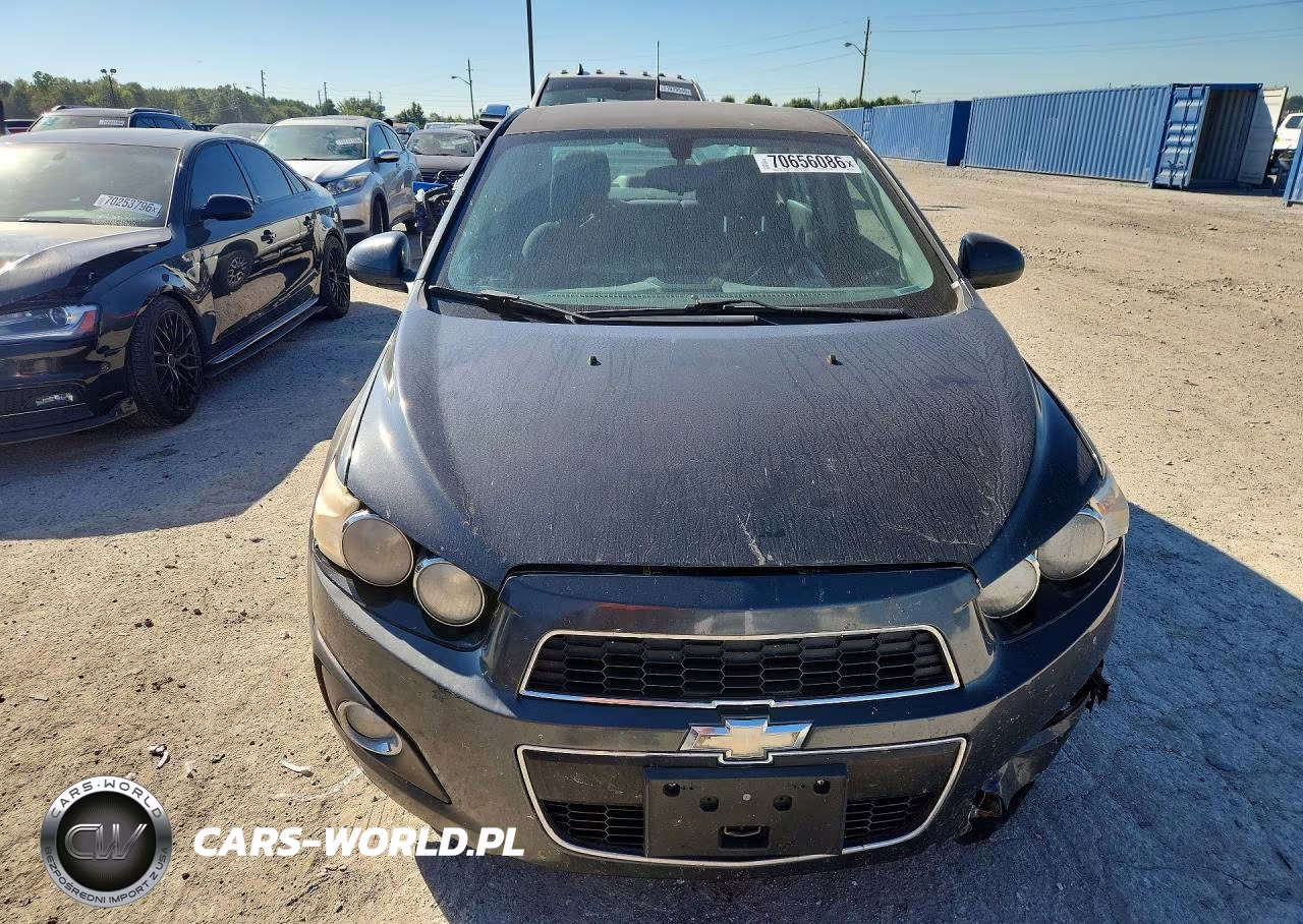 2014 Chevrolet Sonic VIN:1G1JC5SG0E4147690 - 5
