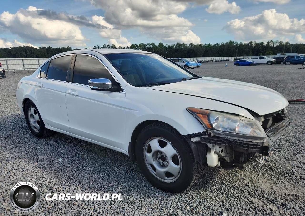 2008 Honda Accord Lx VIN:JHMCP26388C078993 - 4