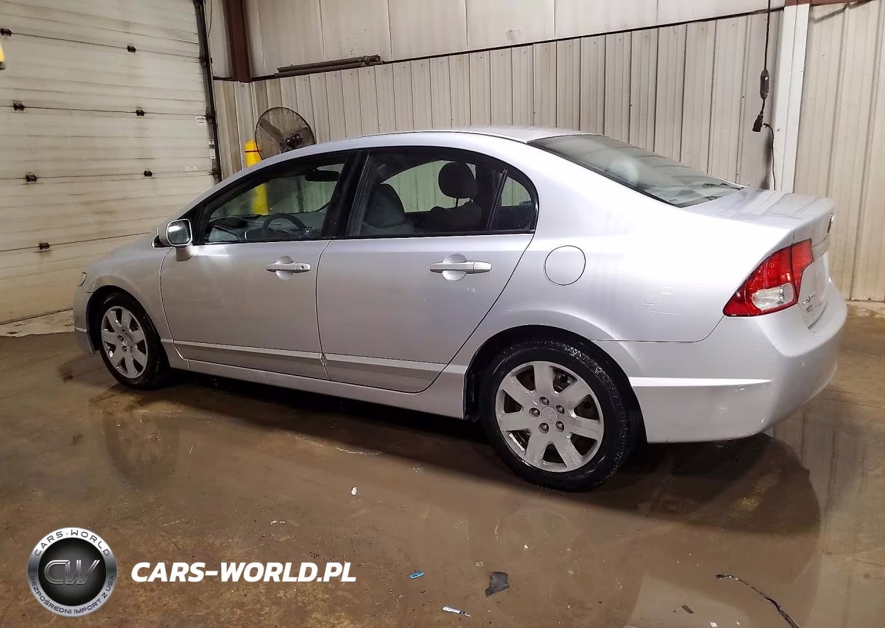 2011 Honda Civic Lx VIN:2HGFA1F58BH307769 - 2