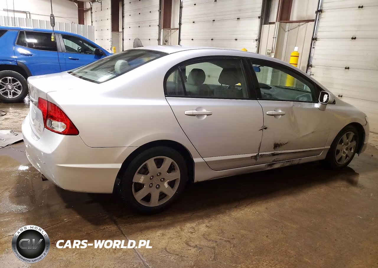 2011 Honda Civic Lx VIN:2HGFA1F58BH307769 - 3