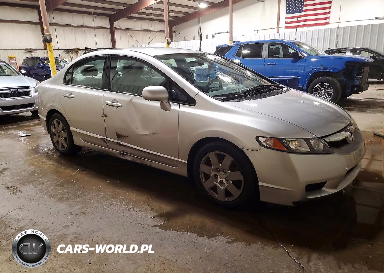 2011 Honda Civic Lx VIN:2HGFA1F58BH307769 - 4