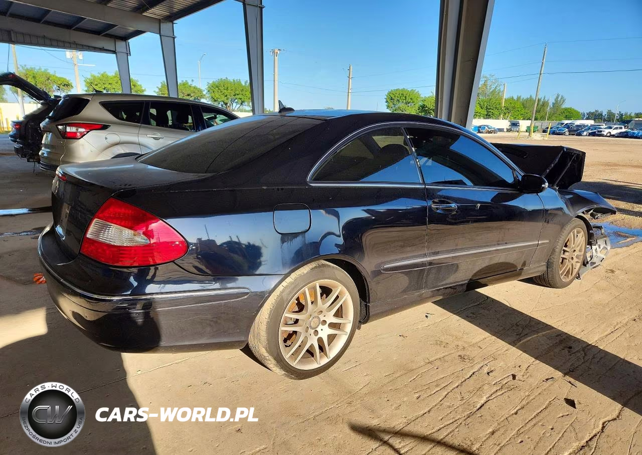 2008 Mercedes-Benz Clk 350 VIN:WDBTJ56H98F239350 - 3