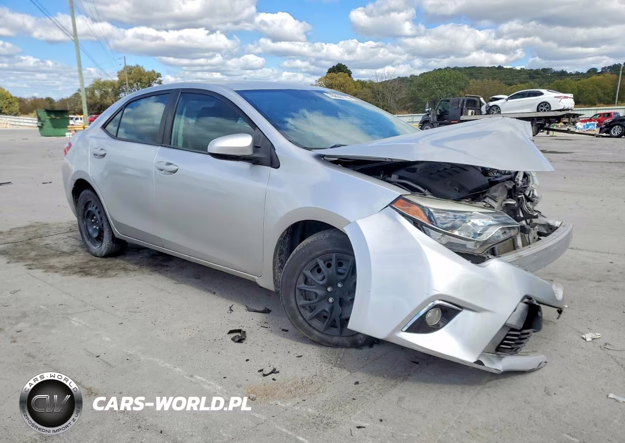 2016 Toyota Corolla Le VIN:5YFBURHE8GP556316 - 4