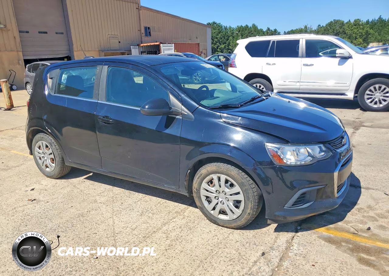2020 Chevrolet Sonic VIN:1G1JG6SB7L4119607 - 4