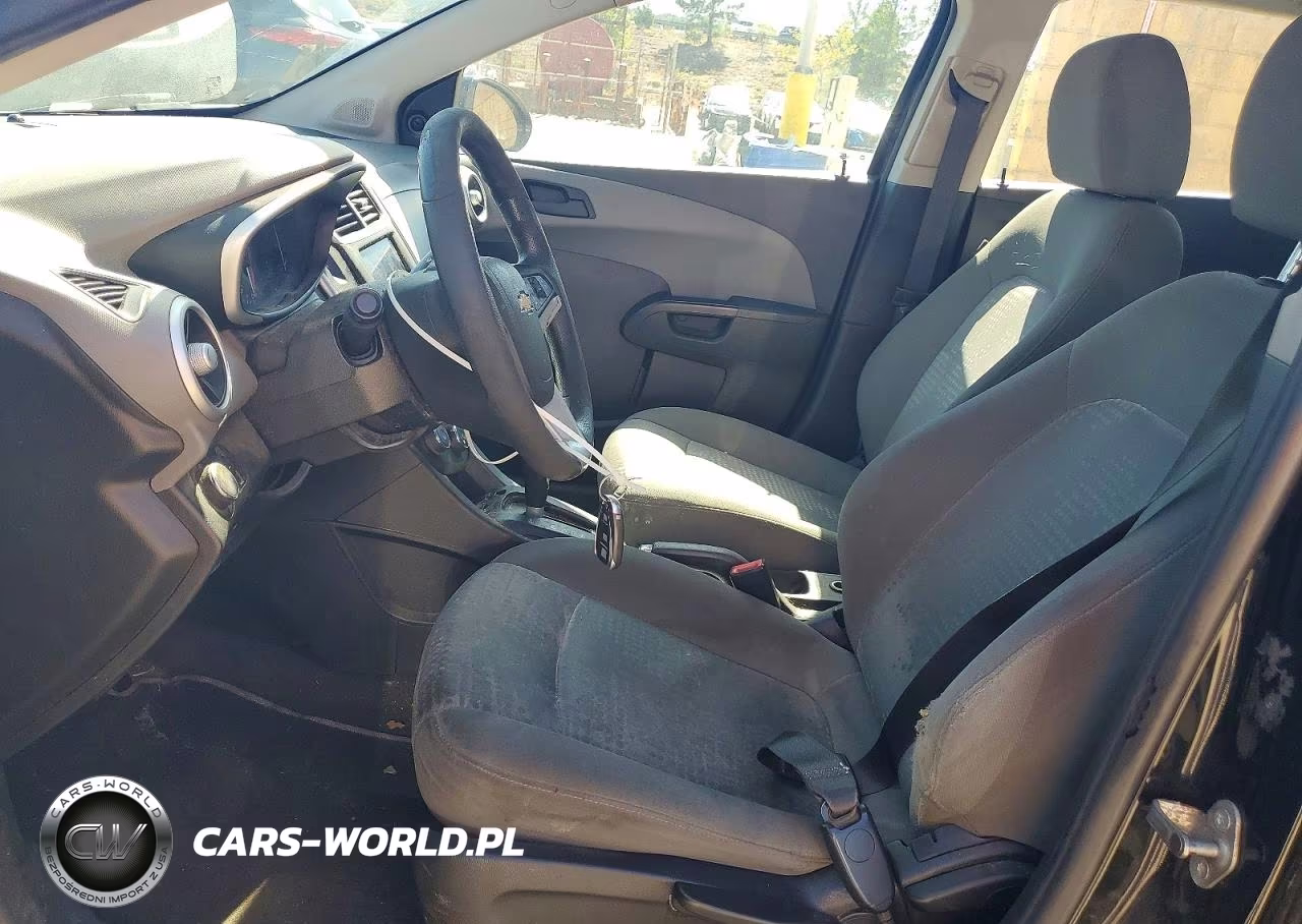 2020 Chevrolet Sonic VIN:1G1JG6SB7L4119607 - 7