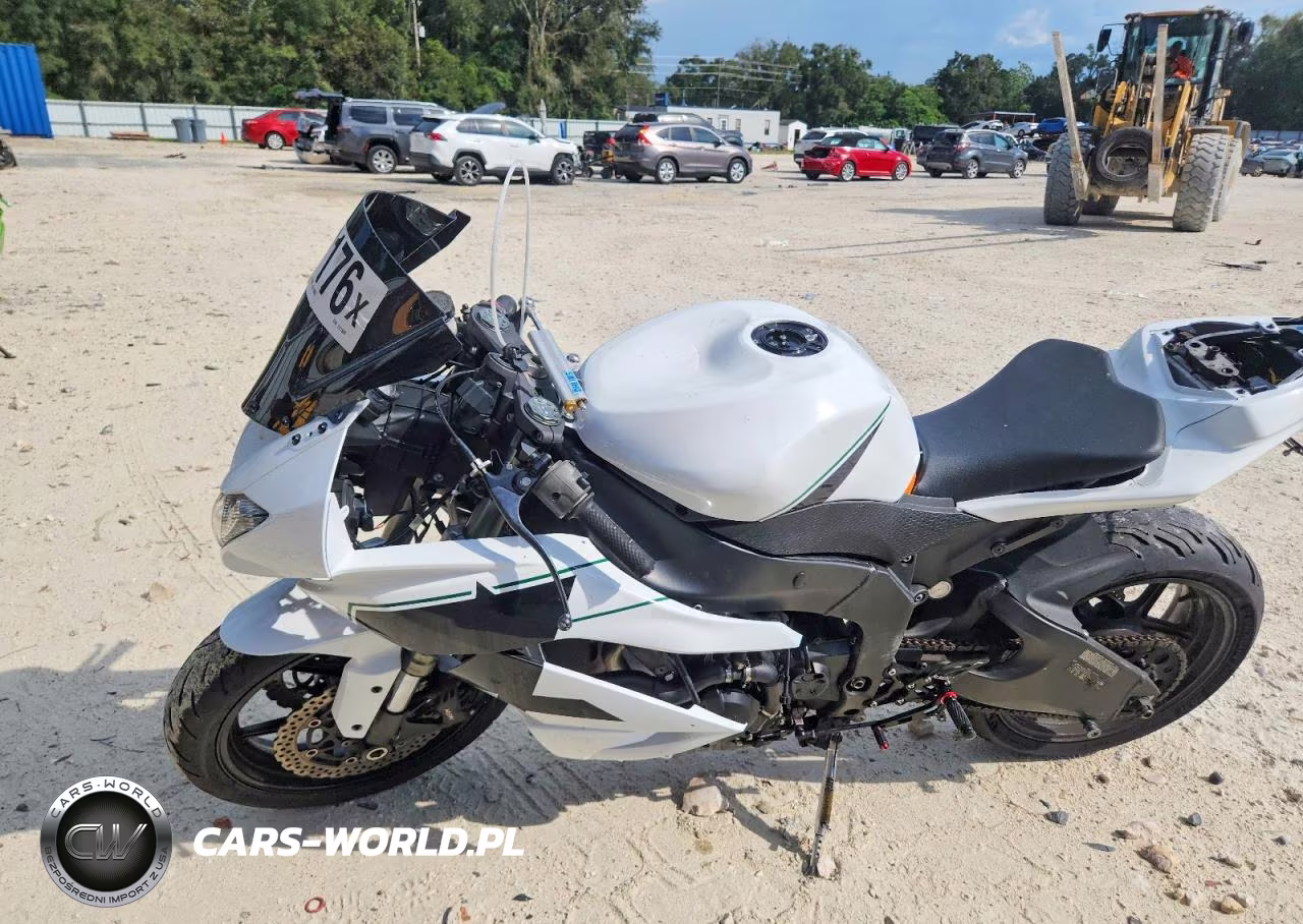 2010 Kawasaki Zx600 R VIN:JKAZX4R16AA021589 - 3