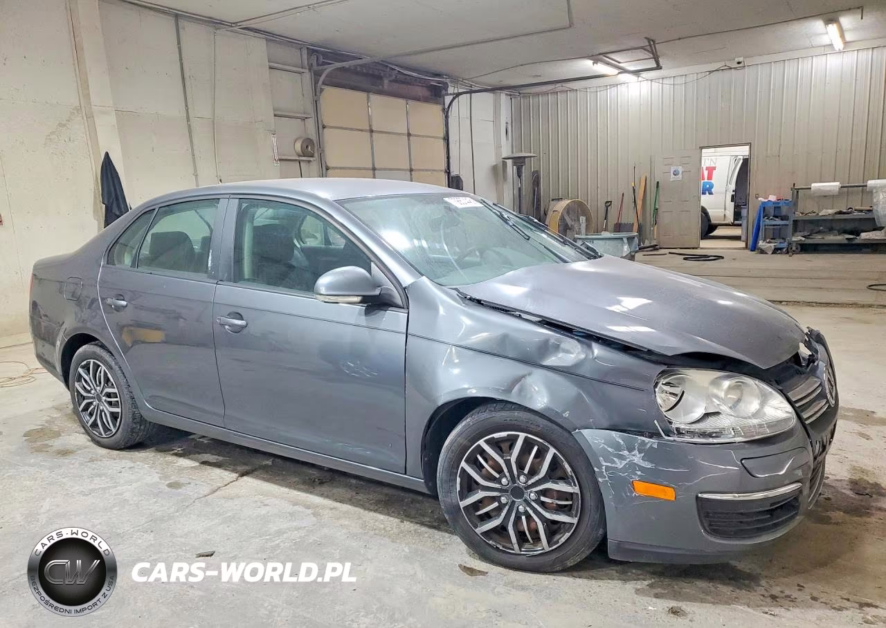 2010 Volkswagen Jetta S VIN:3VWJX7AJXAM040971 - 4