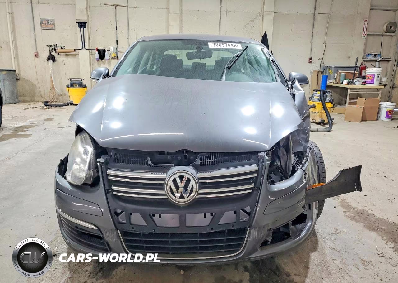 2010 Volkswagen Jetta S VIN:3VWJX7AJXAM040971 - 5