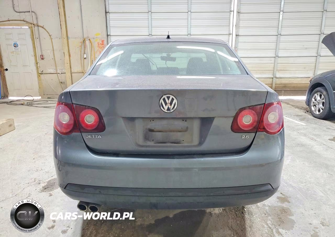 2010 Volkswagen Jetta S VIN:3VWJX7AJXAM040971 - 6