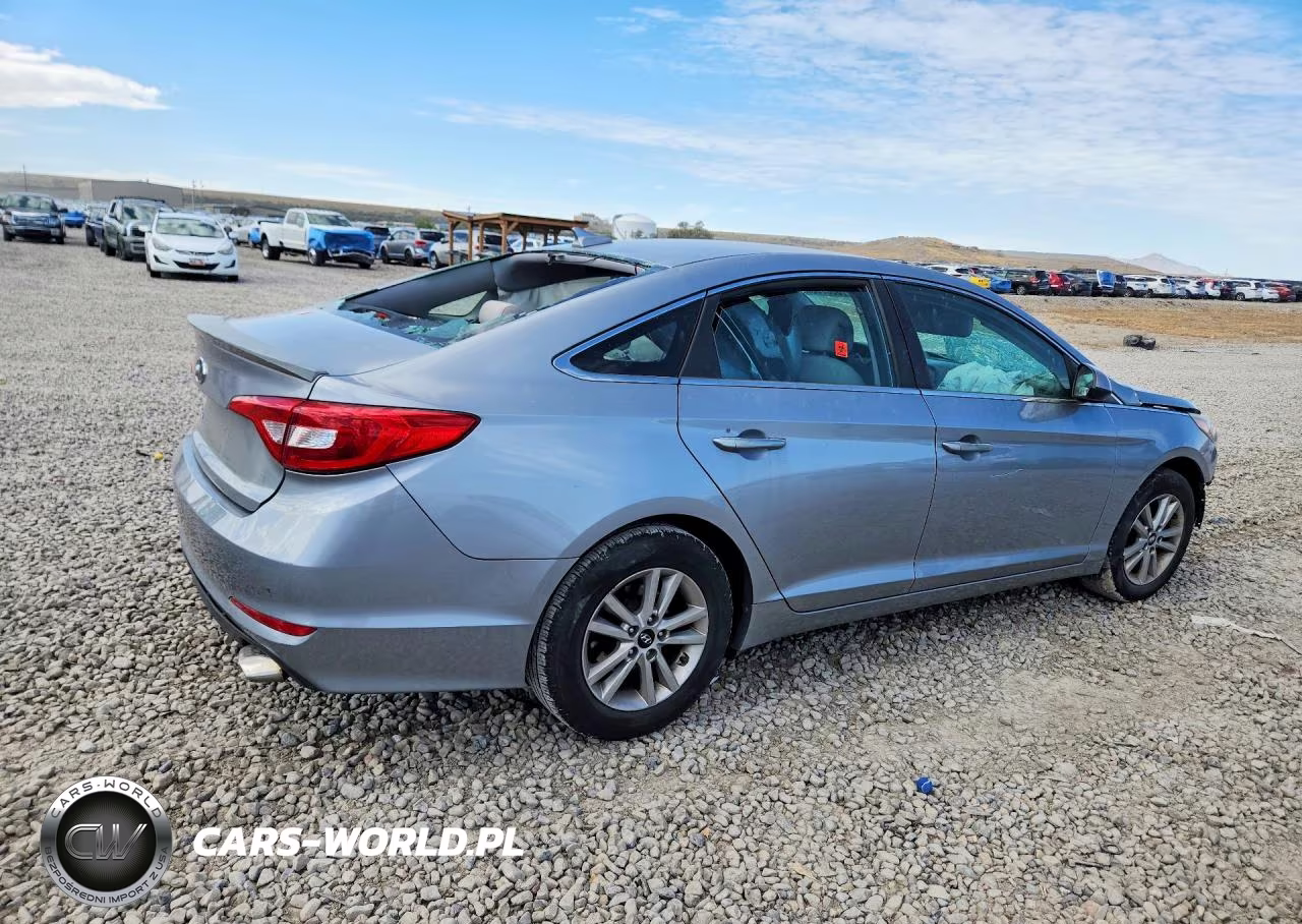 2015 Hyundai Sonata Se VIN:5NPE24AFXFH013926 - 3