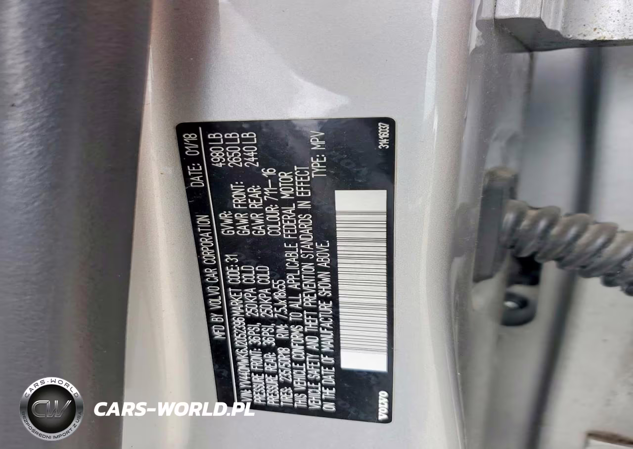 2018 Volvo V60 Cross Country Premier VIN:YV440MWK6J2052396 - 13