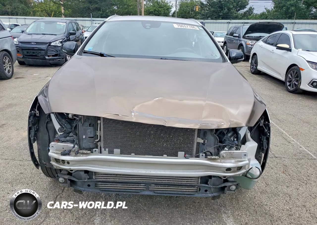 2018 Volvo V60 Cross Country Premier VIN:YV440MWK6J2052396 - 5