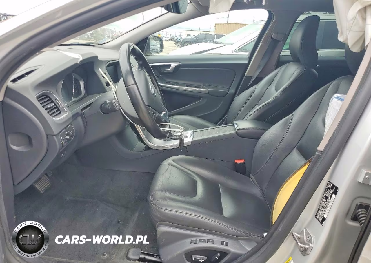 2018 Volvo V60 Cross Country Premier VIN:YV440MWK6J2052396 - 7