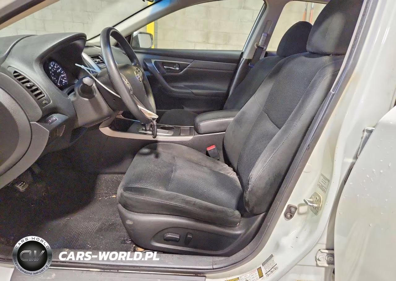 2015 Nissan Altima 2.5 S VIN:1N4AL3AP3FC255540 - 7