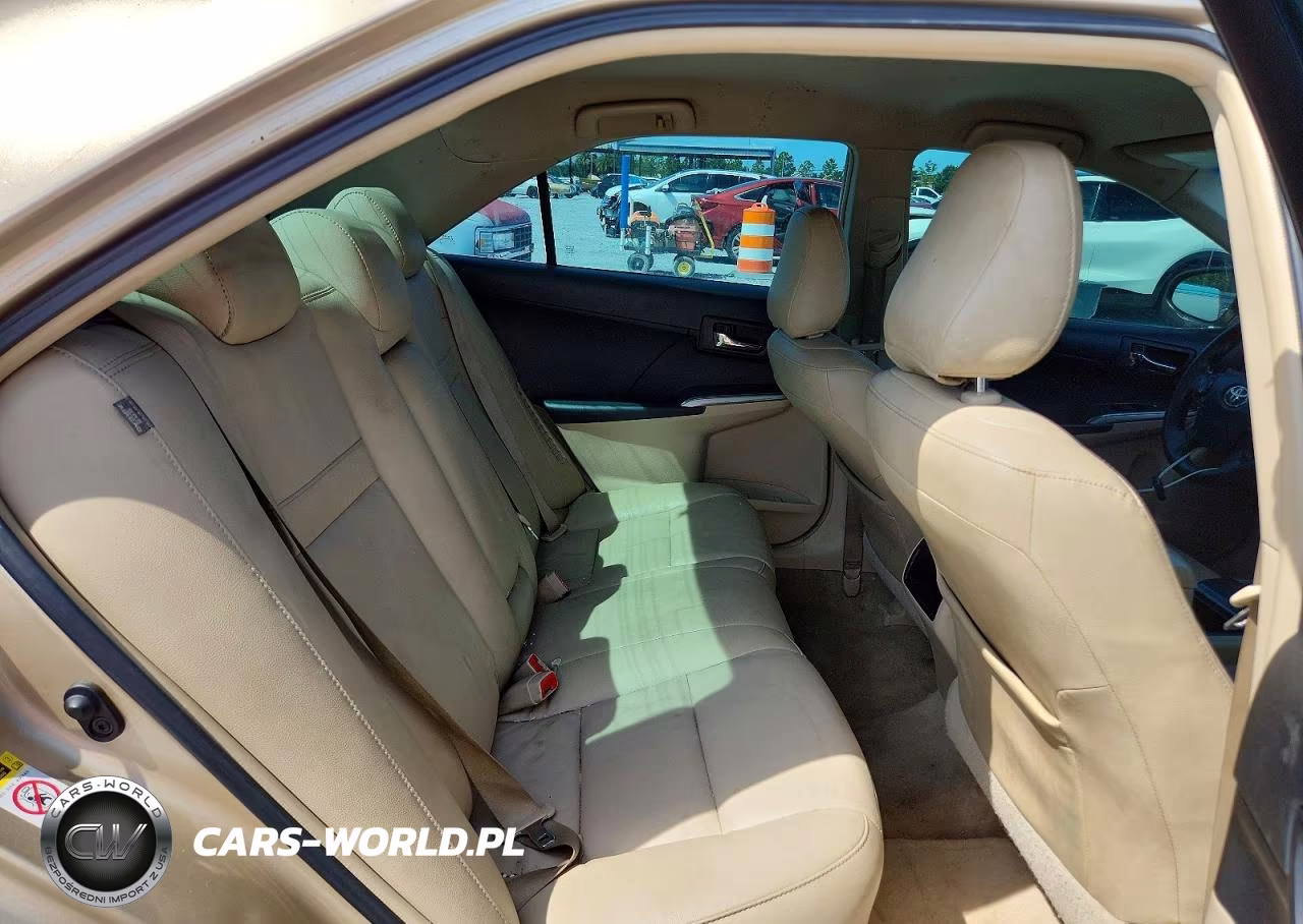 2012 Toyota Camry Hybrid Le VIN:4T1BD1FKXCU028327 - 10
