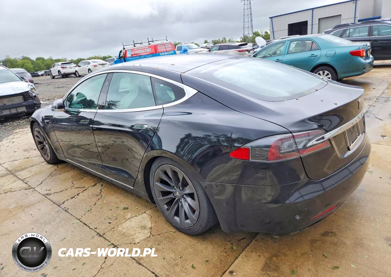 2020 Tesla Model S VIN:5YJSA1E28LF359785 - 2
