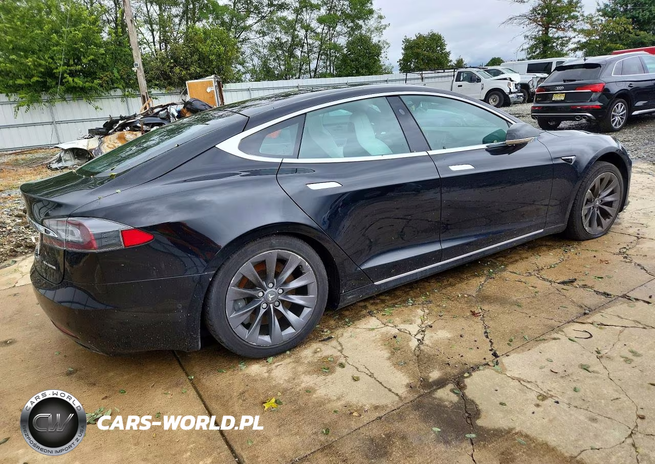 2020 Tesla Model S VIN:5YJSA1E28LF359785 - 3