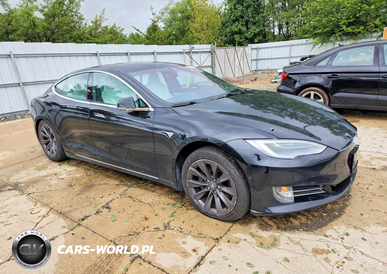 2020 Tesla Model S VIN:5YJSA1E28LF359785 - 4