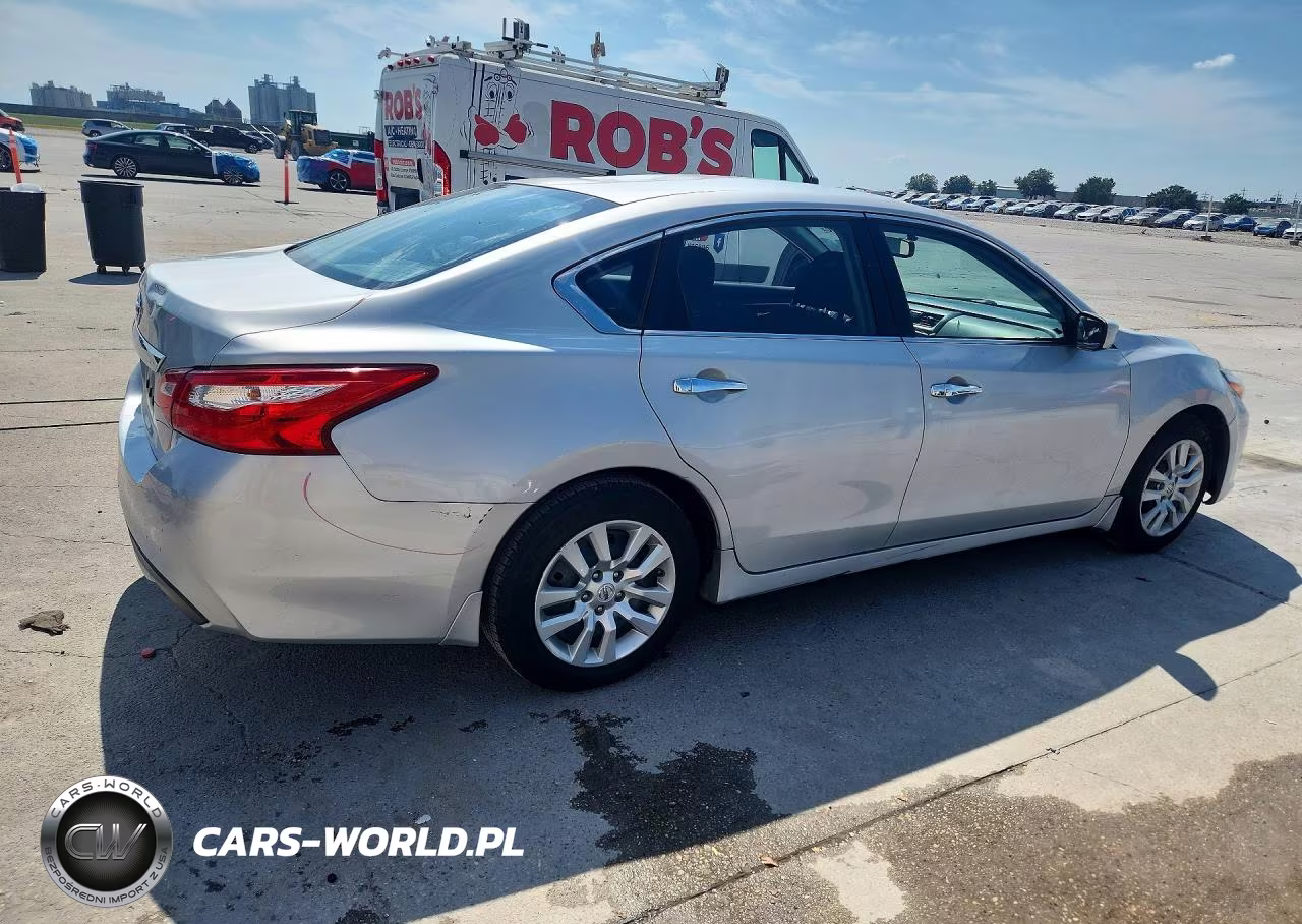2017 Nissan Altima 2.5 S VIN:1N4AL3AP2HN314018 - 3
