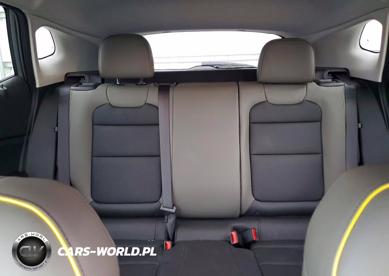 2024 Chevrolet Trax Activ VIN:KL77LKE25RC131896 - 10