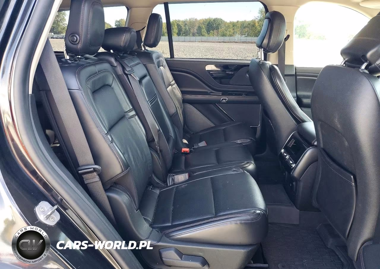 2020 Lincoln Aviator Reserve VIN:5LM5J7XC8LGL16326 - 11