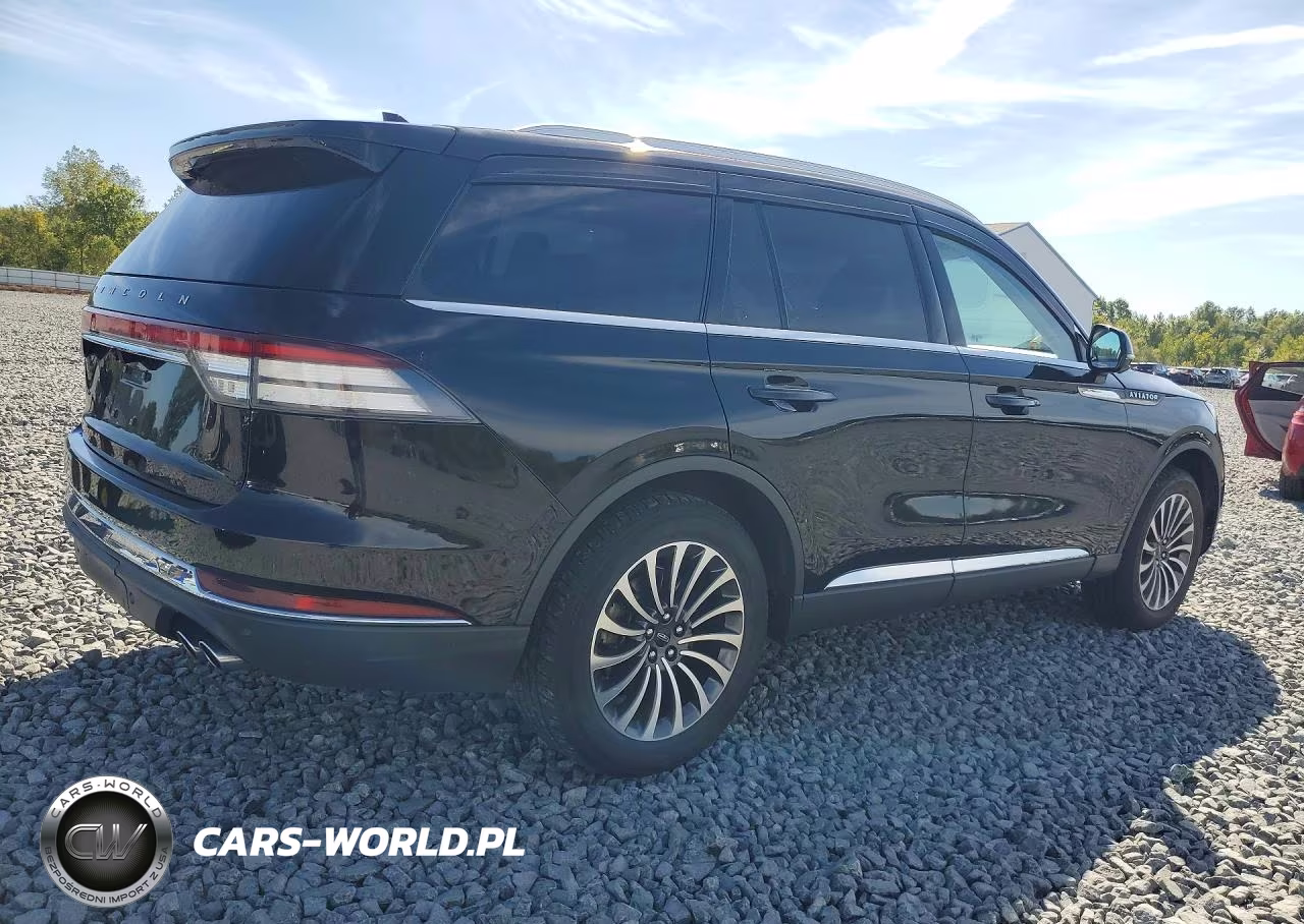 2020 Lincoln Aviator Reserve VIN:5LM5J7XC8LGL16326 - 3