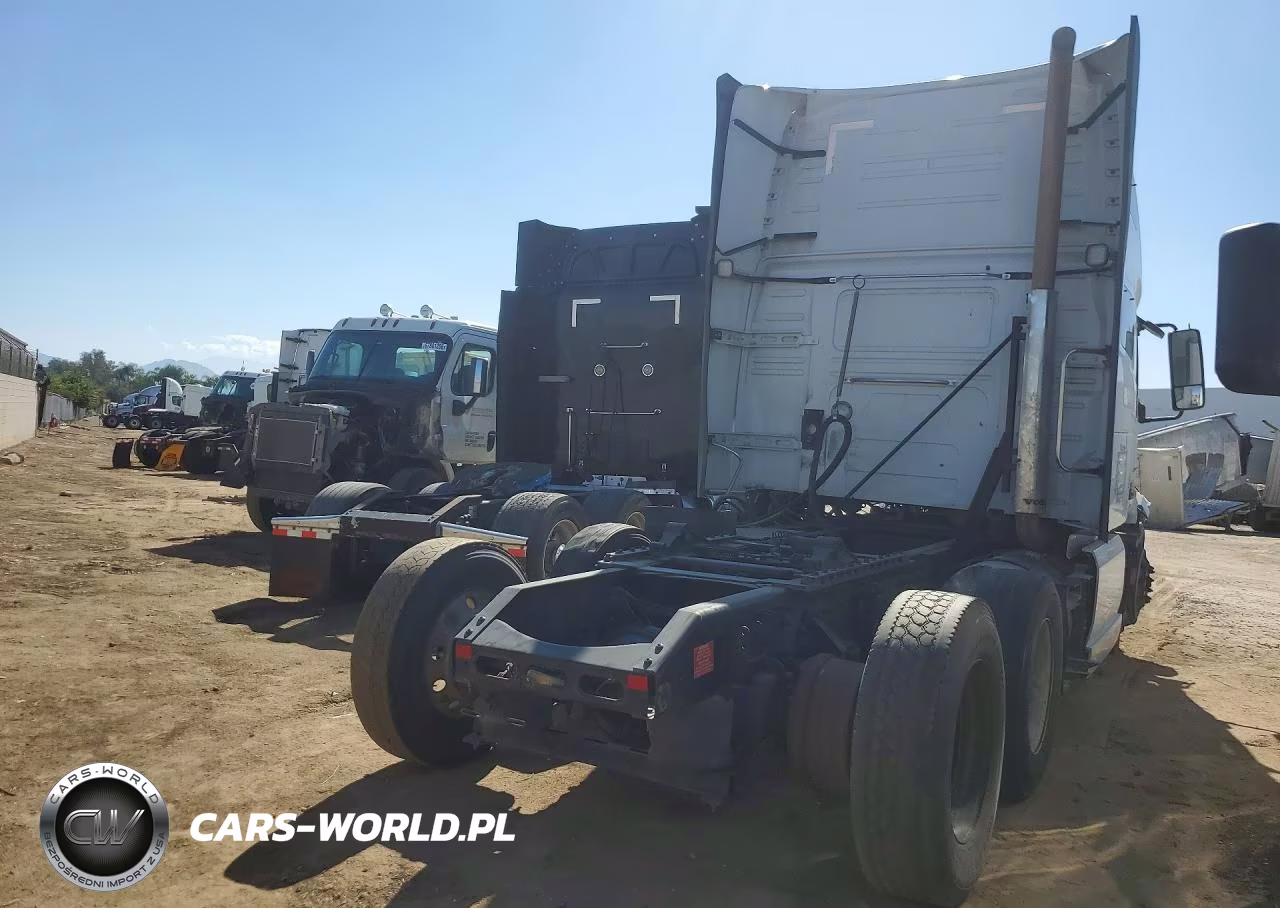 2021 Volvo Vnl Truck Cab And Chassis VIN:4V4NC9EJ2MN282139 - 3