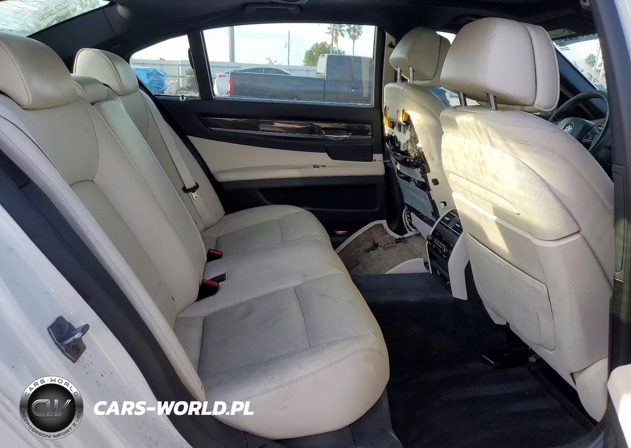 2013 BMW 750 Li VIN:WBAYE8C52DD133784 - 10