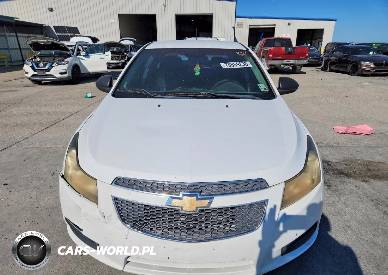 2012 Chevrolet Cruze Ls VIN:1G1PC5SH0C7238490 - 5