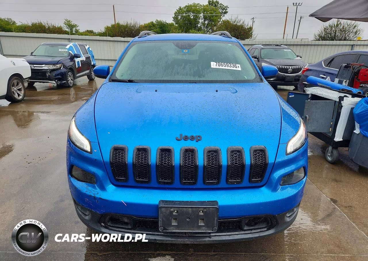 2018 Jeep Cherokee Latitude VIN:1C4PJLCX7JD621123 - 5