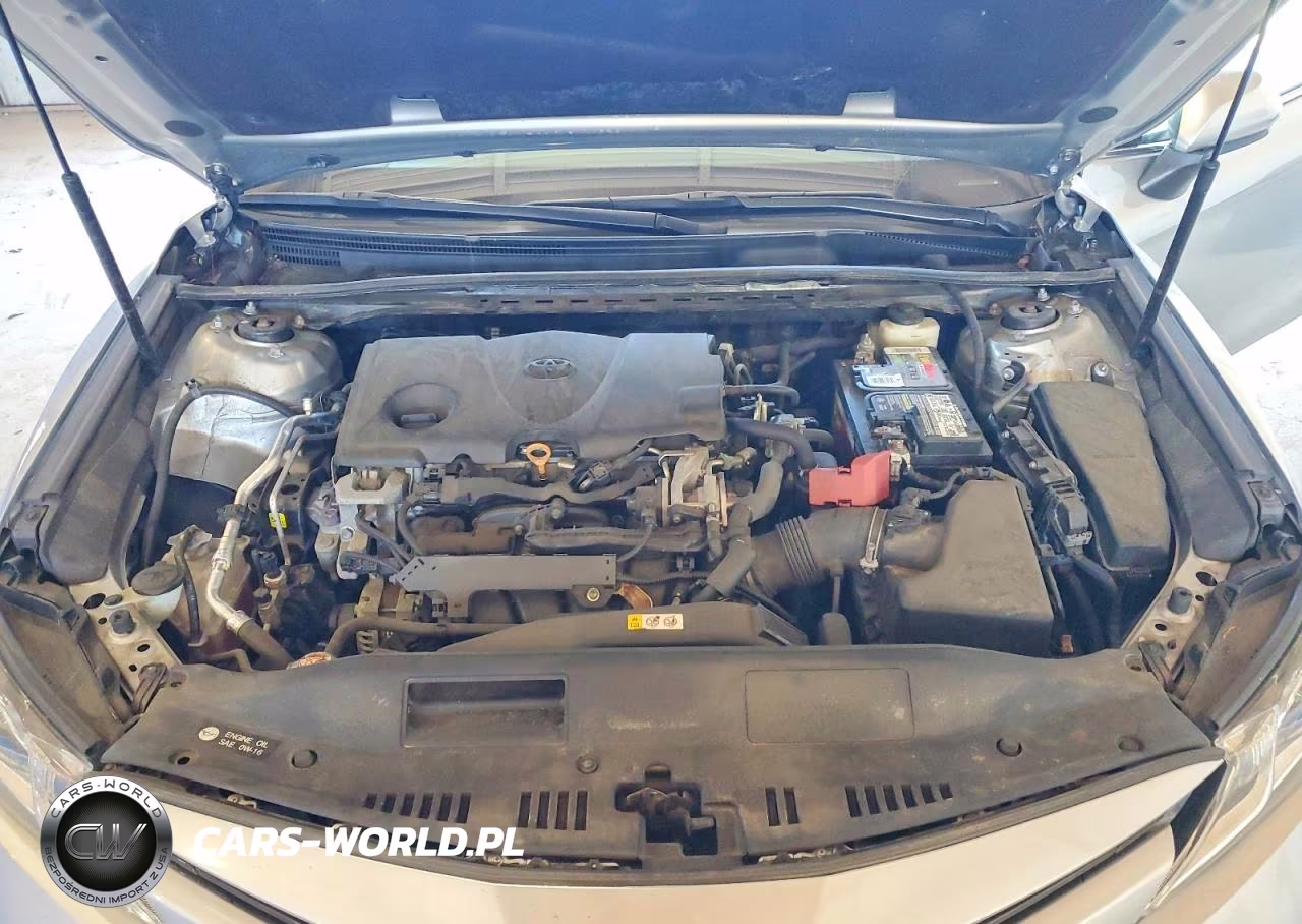 2018 Toyota Camry Le VIN:4T1B11HK0JU647487 - 11