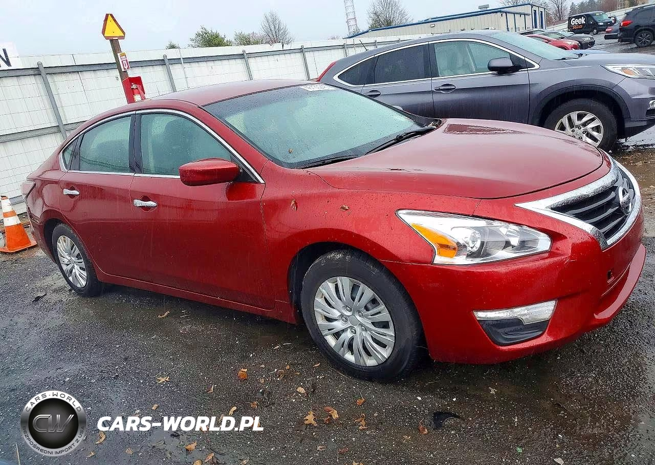 2015 Nissan Altima 2.5 VIN:1N4AL3AP6FN889364 - 4