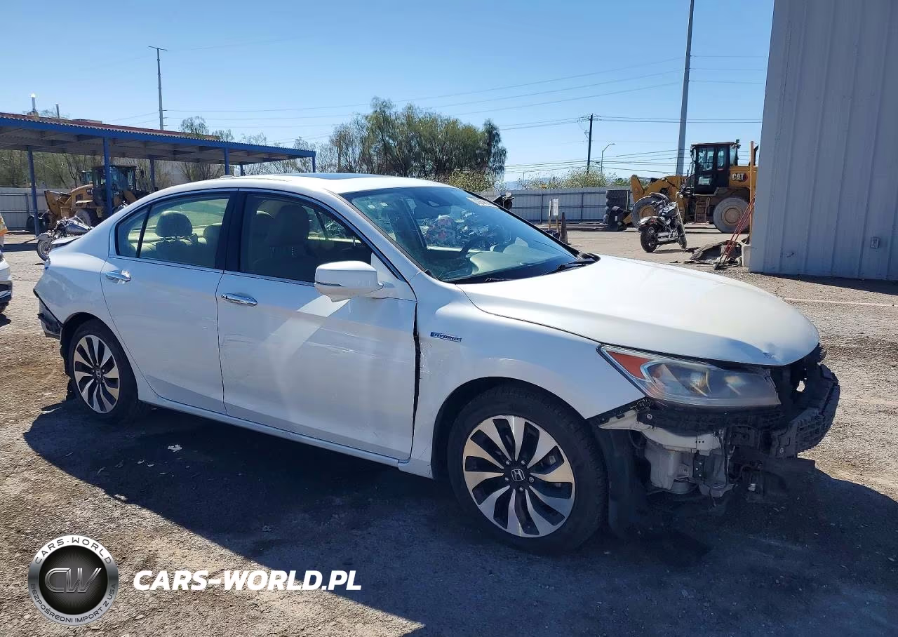 2017 Honda Accord Hybrid Exl VIN:JHMCR6F53HC007865 - 4