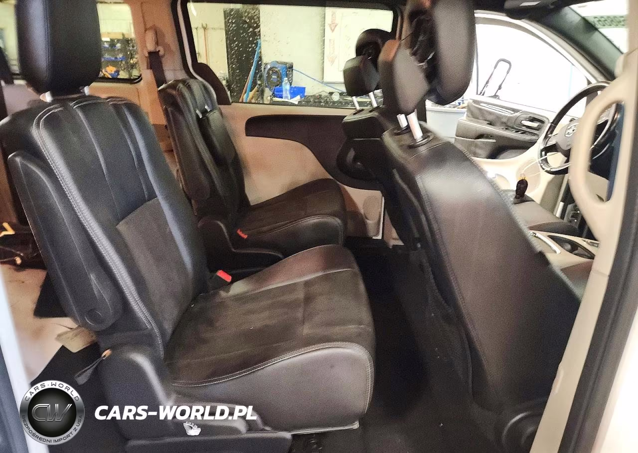 2020 Dodge Grand Caravan Sxt VIN:2C4RDGCG5LR175206 - 11