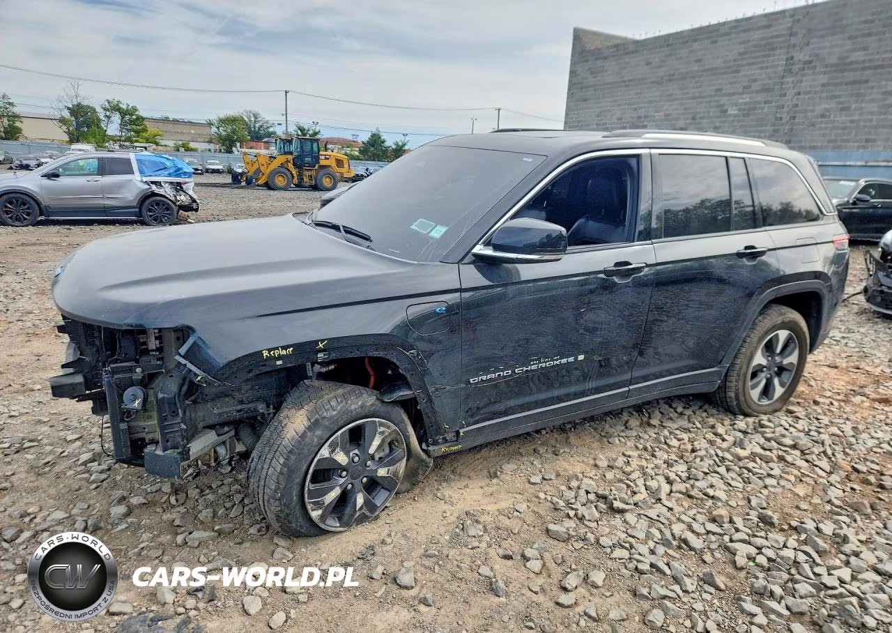 2023 Jeep Grand Cherokee Limited 4Xe VIN:1C4RJYB64PC648874 - 1